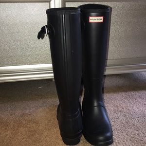 Black Matte Hunter Rain Boots